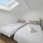 T3 Atypique Au Coeur Du Village, Plages A 10 Min Leucate