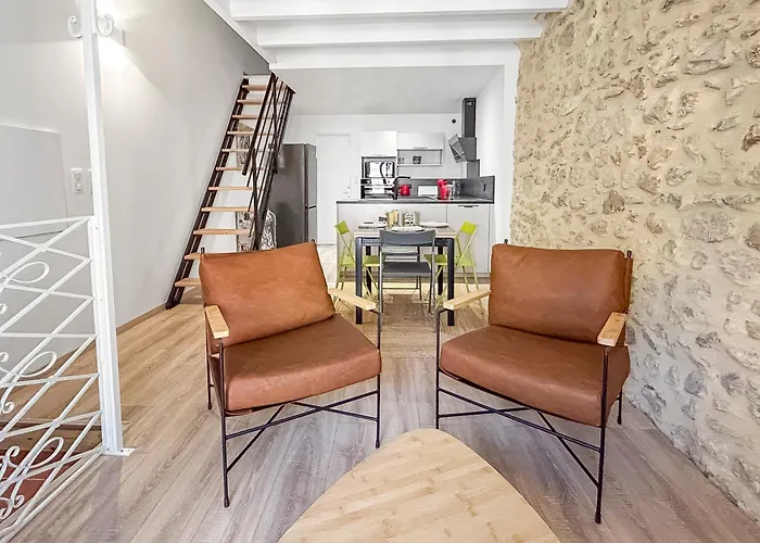 T3 Atypique Au Coeur Du Village, Plages A 10 Min 아파트 루케이트