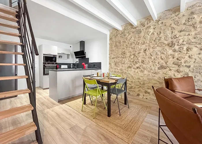 아파트 T3 Atypique Au Coeur Du Village, Plages A 10 Min *